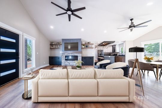 Kanab, Utah 84741, United States, 4 Bedrooms Bedrooms, ,3 BathroomsBathrooms,Residential,Active,51956