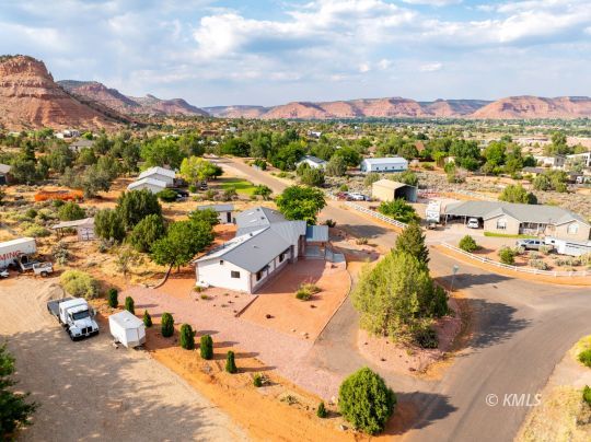 Kanab, Utah 84741, United States, 4 Bedrooms Bedrooms, ,3 BathroomsBathrooms,Residential,Active,51956