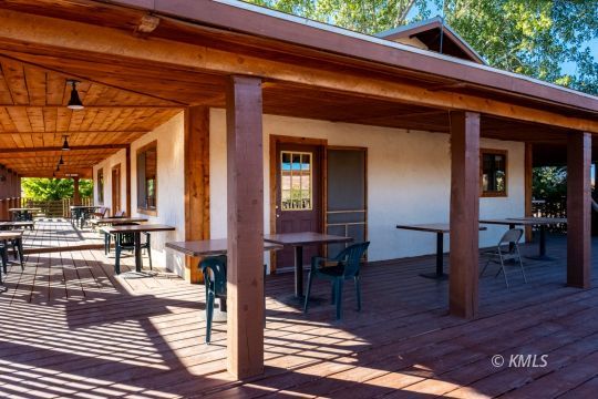 New Paria, Utah 84741, United States, 1 Bedroom Bedrooms, ,2 BathroomsBathrooms,Commercial,Active,69334