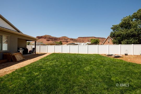 Kanab, Utah 84741, United States, 3 Bedrooms Bedrooms, ,2 BathroomsBathrooms,Residential,Active,164410