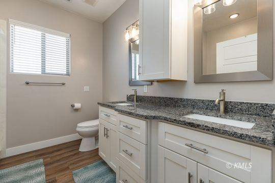 Kanab, Utah 84741, United States, 3 Bedrooms Bedrooms, ,2 BathroomsBathrooms,Residential,Active,164410