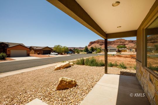 Kanab, Utah 84741, United States, 3 Bedrooms Bedrooms, ,2 BathroomsBathrooms,Residential,Active,164410