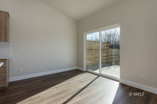 Kanab, Utah 84741, United States, 3 Bedrooms Bedrooms, ,2 BathroomsBathrooms,Residential,Active,22711