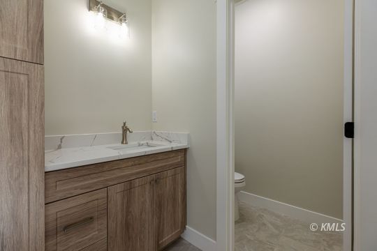 Kanab, Utah 84741, United States, 3 Bedrooms Bedrooms, ,2 BathroomsBathrooms,Residential,Active,22711