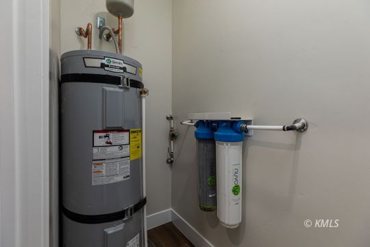 Kanab, Utah 84741, United States, 3 Bedrooms Bedrooms, ,2 BathroomsBathrooms,Residential,Active,22711