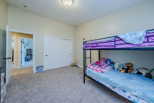 Mt. Carmel, Utah 84755, United States, 4 Bedrooms Bedrooms, ,3 BathroomsBathrooms,Residential,Pending,165443