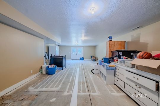 Mt. Carmel, Utah 84755, United States, 4 Bedrooms Bedrooms, ,3 BathroomsBathrooms,Residential,Pending,165443