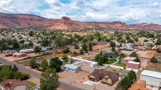 Kanab, Utah 84741, United States, 3 Bedrooms Bedrooms, ,2 BathroomsBathrooms,Residential,Active,19886