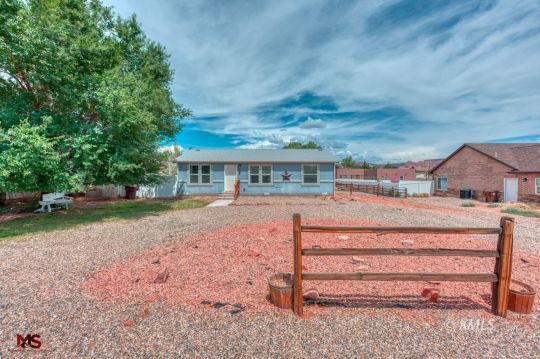 Kanab, Utah 84741, United States, 3 Bedrooms Bedrooms, ,2 BathroomsBathrooms,Residential,Active,19886