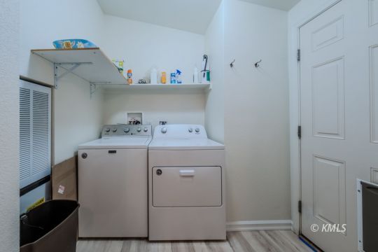 Kanab, Utah 84741, United States, 3 Bedrooms Bedrooms, ,2 BathroomsBathrooms,Residential,Active,19886