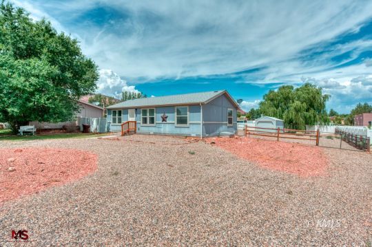 Kanab, Utah 84741, United States, 3 Bedrooms Bedrooms, ,2 BathroomsBathrooms,Residential,Active,19886