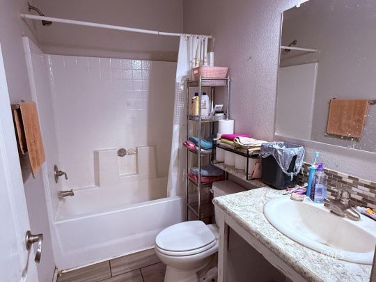 Glendale, Utah 84741, United States, 3 Bedrooms Bedrooms, ,2 BathroomsBathrooms,Residential,Pending,207166