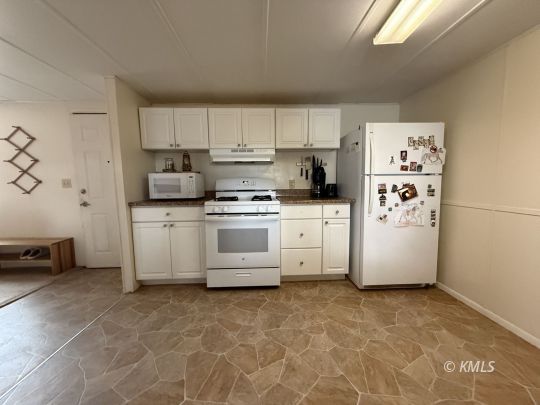 Kanab, Utah 84741, United States, 2 Bedrooms Bedrooms, ,2 BathroomsBathrooms,Residential,Active,249155