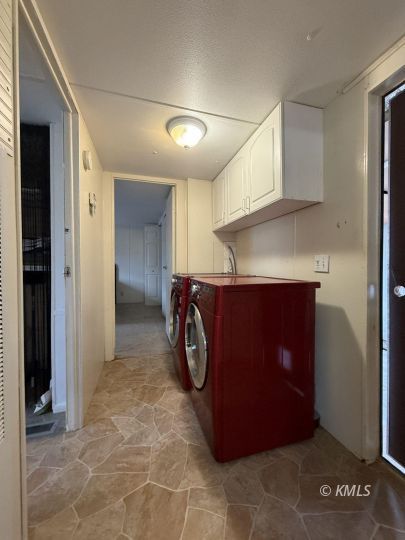 Kanab, Utah 84741, United States, 2 Bedrooms Bedrooms, ,2 BathroomsBathrooms,Residential,Active,249155