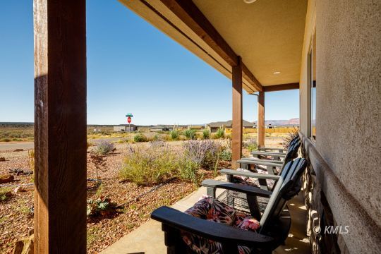 Kanab, Utah 84741, United States, 3 Bedrooms Bedrooms, ,2 BathroomsBathrooms,Residential,Active,222189