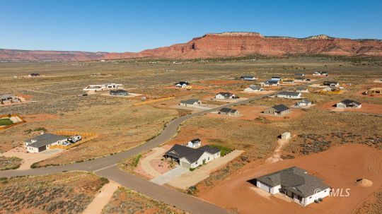 Kanab, Utah 84741, United States, 3 Bedrooms Bedrooms, ,2 BathroomsBathrooms,Residential,Active,222189