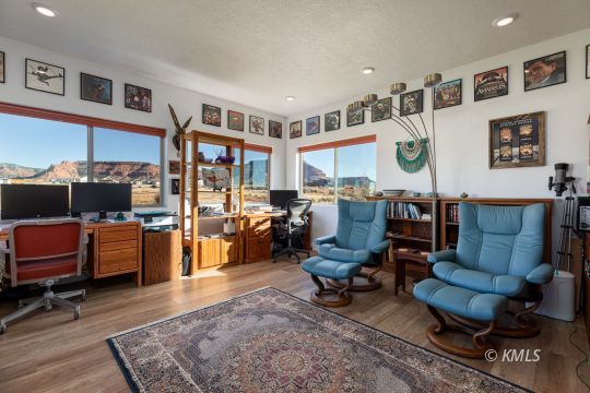 Kanab, Utah 84741, United States, 3 Bedrooms Bedrooms, ,2 BathroomsBathrooms,Residential,Active,222189