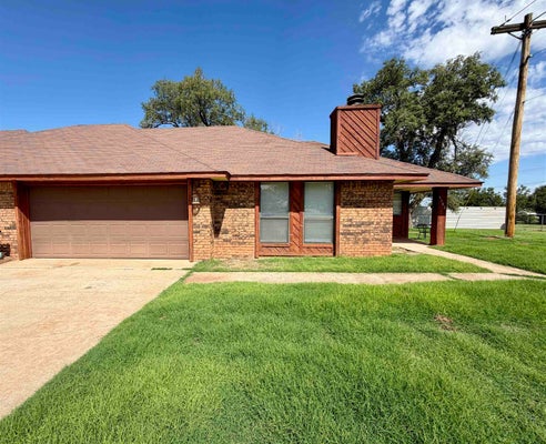 1102 WALNUT ST, WOODWARD, OK 73801 - Image 0420b91c498689d65af8b9ffecbc421f/3542984839