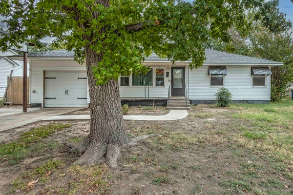 412 LESTER BLVD, DUNCAN, OK 73533 - Image 3d1ee0cd1e69e62ed45e080dfdd04a13/2437335580