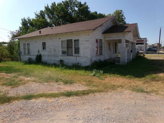 206 N RODEO DR, COMANCHE, OK 73529 - Image b7fbc9d11f69a1639fc8cf7b9da8c8dc/657731687