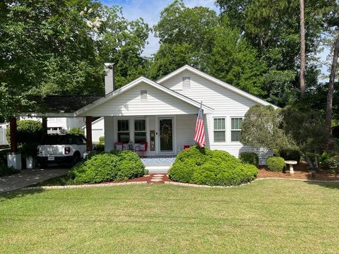 647 Grand Ashburn GA 31714