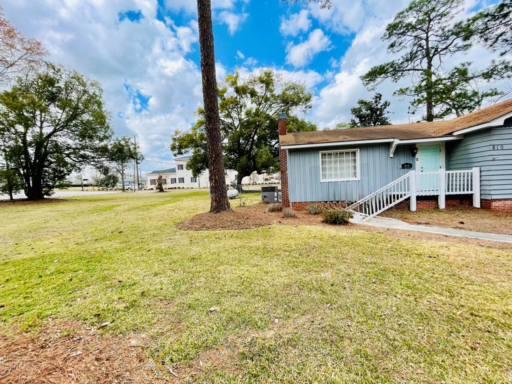 810 N Tift Ave.
