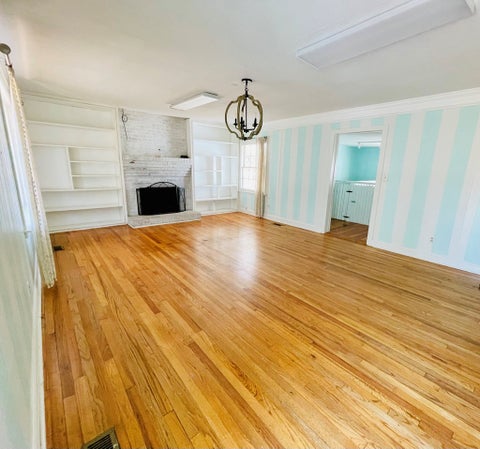 Tiny photo for 810 N Tift Ave, Tifton, GA 31794 (MLS # 141257)