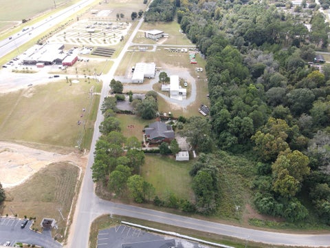 Tiny photo for 240 Whittle Circle, Ashburn, GA 31714 (MLS # 143157)