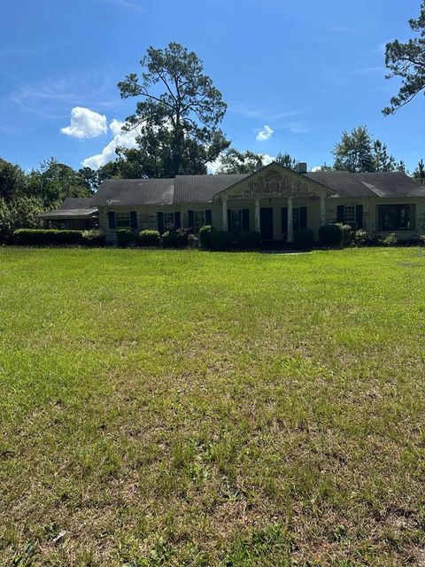 607 S OLD OMEGA RD. Tifton GA 31793