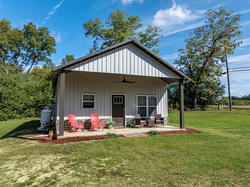 243 Perry House Rd