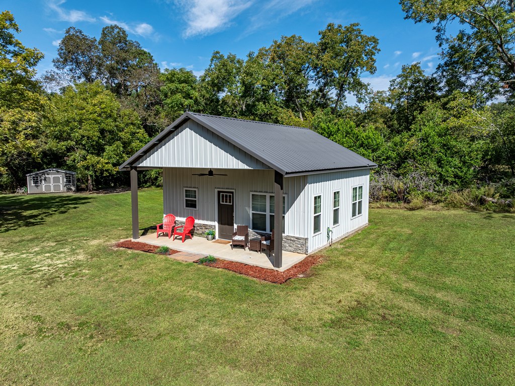 243 Perry House Rd
