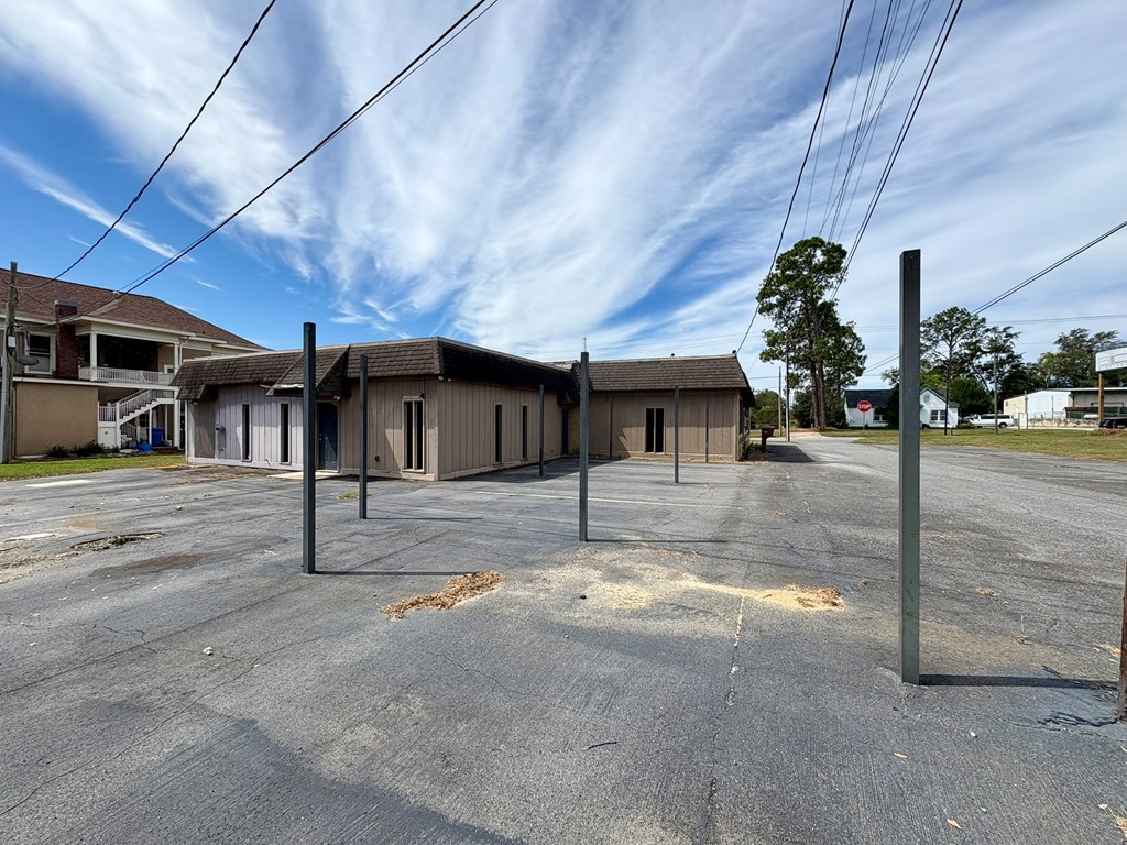 304 N Isabella St.