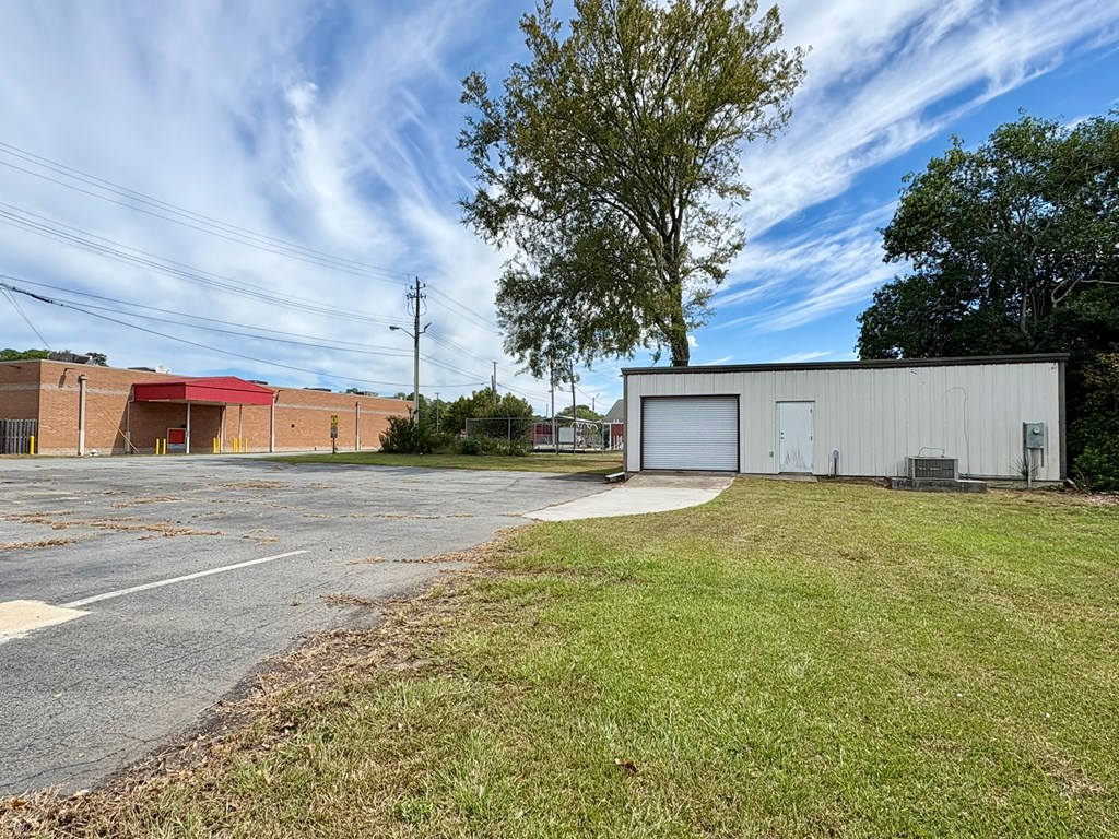 304 N Isabella St.