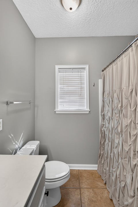 Tiny photo for 712 S Main St, Fitzgerald, GA 31750 (MLS # 142899)
