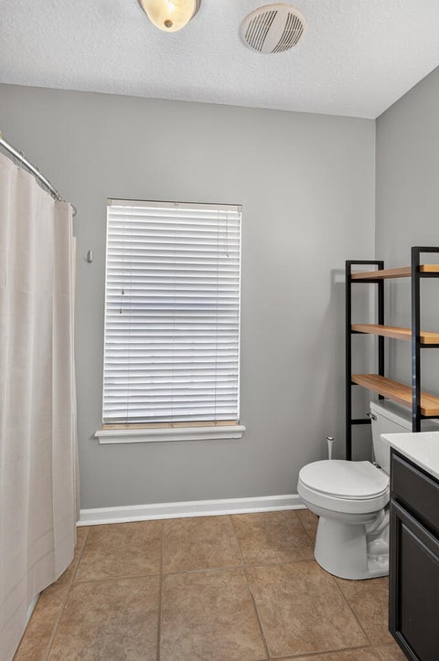 Tiny photo for 712 S Main St, Fitzgerald, GA 31750 (MLS # 142899)