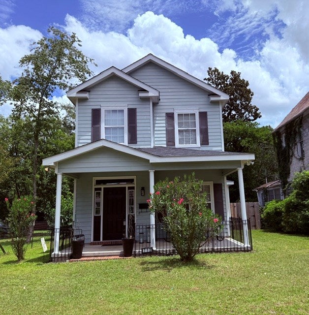 712 S Main St