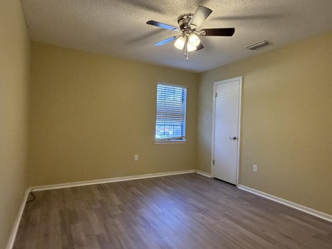 Tiny photo for 154 Traylor Ave, Fitzgerald, GA 31750 (MLS # 143239)