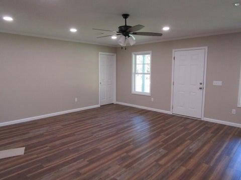 Tiny photo for 306 W Orange St, Fitzgerald, GA 31750 (MLS # 143229)