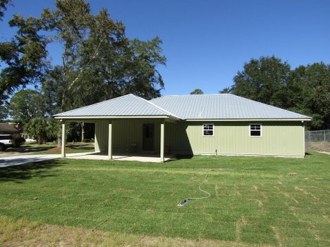 Tiny photo for 306 W Orange St, Fitzgerald, GA 31750 (MLS # 143229)