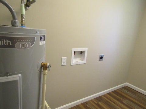Tiny photo for 306 W Orange St, Fitzgerald, GA 31750 (MLS # 143229)