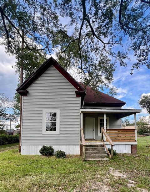 Photo of 807 W Oconee Street, Fitzgerald, GA 31750 (MLS # 138843)