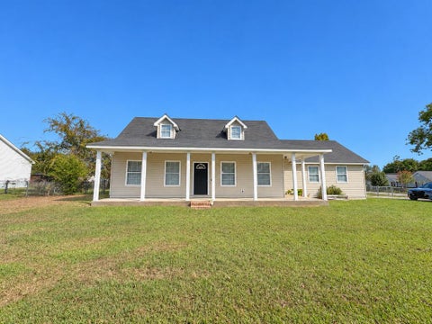 Photo of 2 Skylark Ct, Tifton, GA 31793 (MLS # 143274)