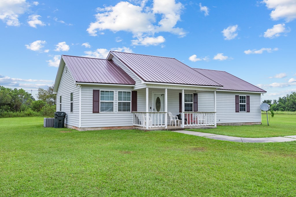 407 PINECREST DR