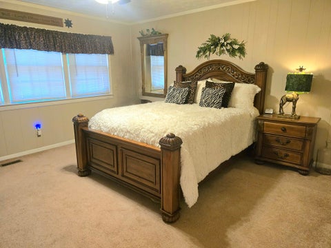 Tiny photo for 277 Lincoln Avenue, Fitzgerald, GA 31750 (MLS # 142555)