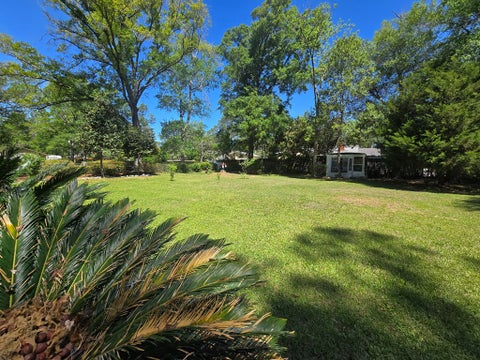 Tiny photo for 277 Lincoln Avenue, Fitzgerald, GA 31750 (MLS # 142555)