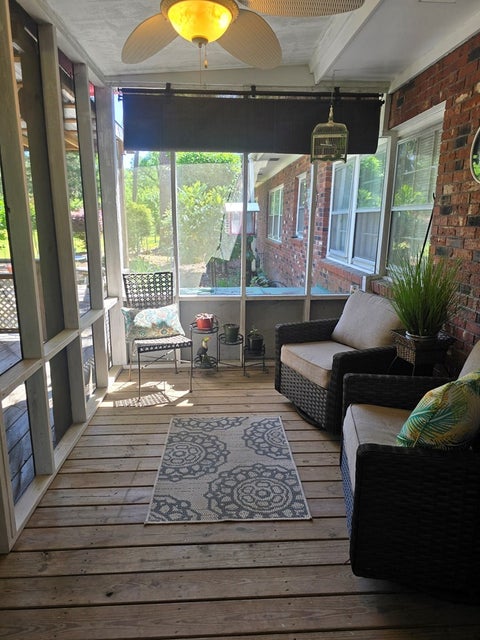 Tiny photo for 277 Lincoln Avenue, Fitzgerald, GA 31750 (MLS # 142555)