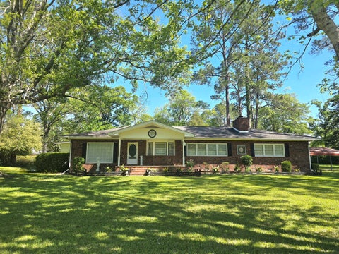 Tiny photo for 277 Lincoln Avenue, Fitzgerald, GA 31750 (MLS # 142555)