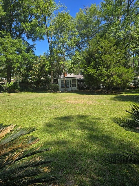 Tiny photo for 277 Lincoln Avenue, Fitzgerald, GA 31750 (MLS # 142555)