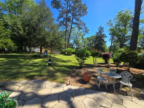 Tiny photo for 277 Lincoln Avenue, Fitzgerald, GA 31750 (MLS # 142555)