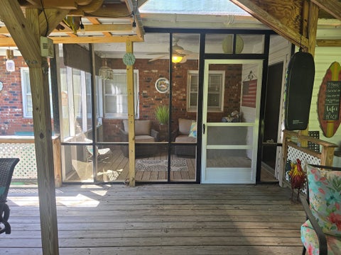 Tiny photo for 277 Lincoln Avenue, Fitzgerald, GA 31750 (MLS # 142555)